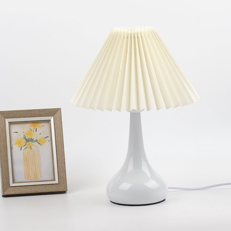 Bedroom Creative Warm Study And Bedroom Decorative Bedside Table Small Night Lamp